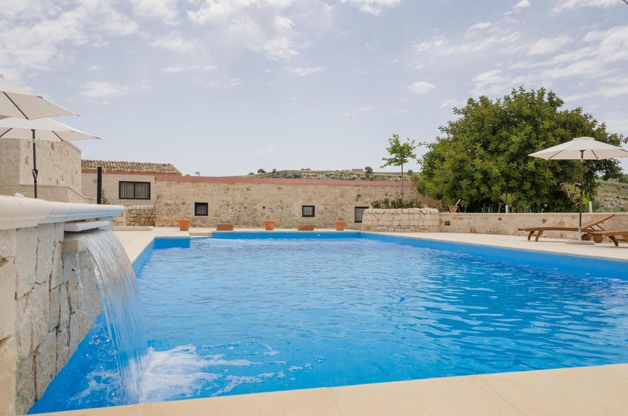 Vivere gli Iblei - Maison en plain air Ragusa Esterno foto