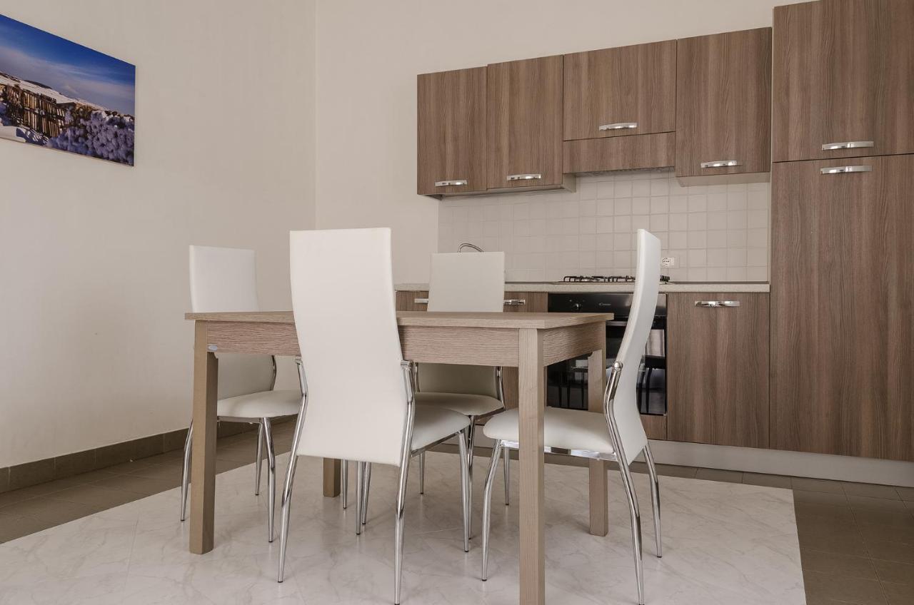 Vivere gli Iblei - Maison en plain air Ragusa Esterno foto