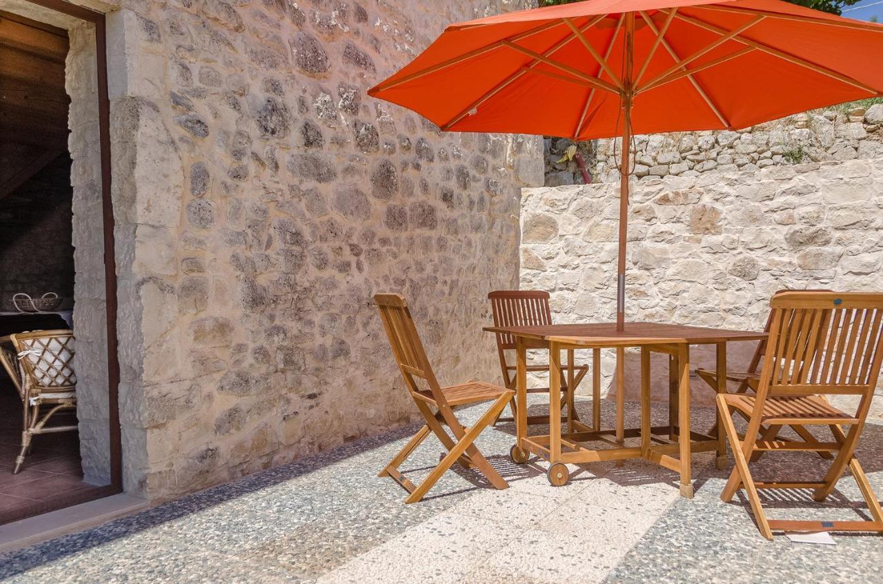 Vivere gli Iblei - Maison en plain air Ragusa Esterno foto