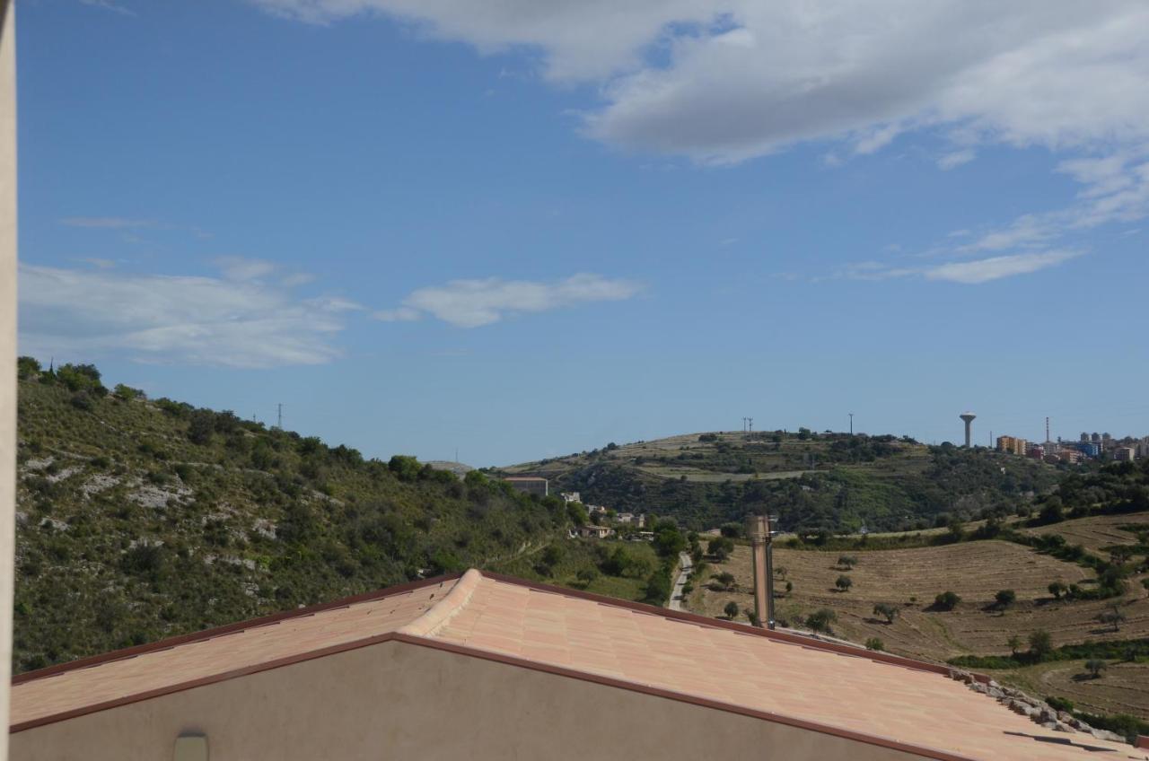 Vivere gli Iblei - Maison en plain air Ragusa Esterno foto
